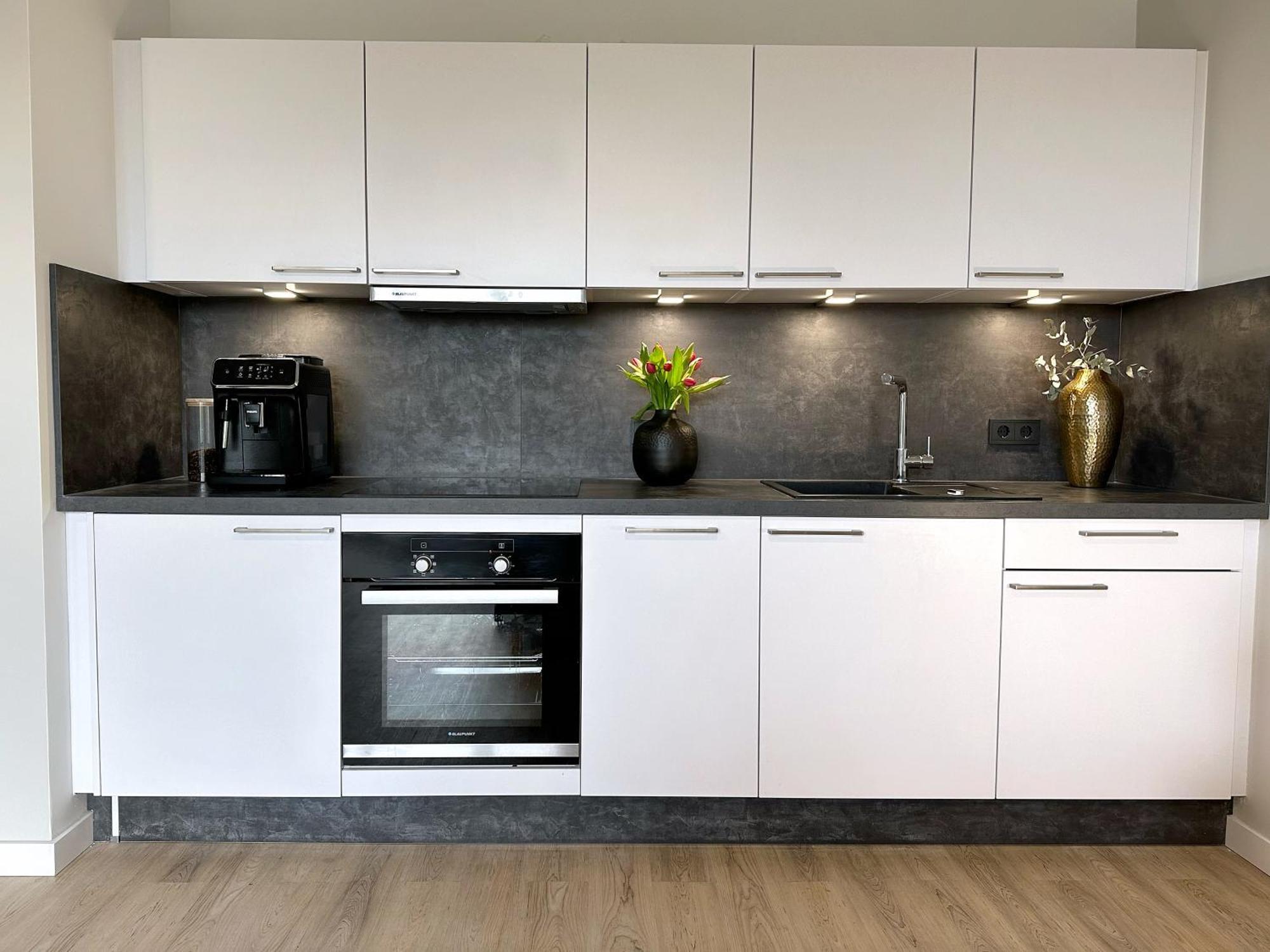Neu & Schick: Kueche Inkl. Kaffee Apartment Dresden Luaran gambar