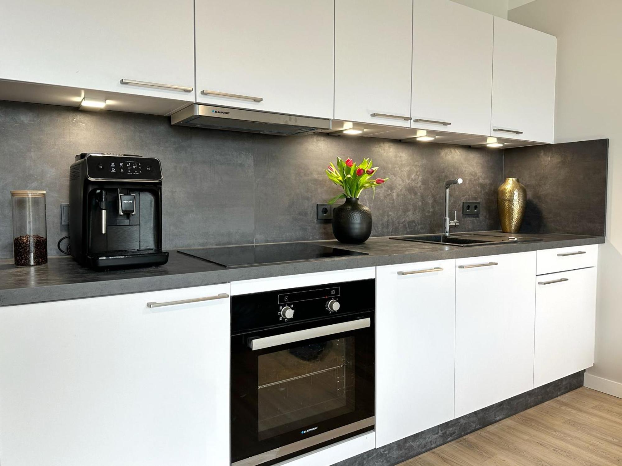 Neu & Schick: Kueche Inkl. Kaffee Apartment Dresden Luaran gambar